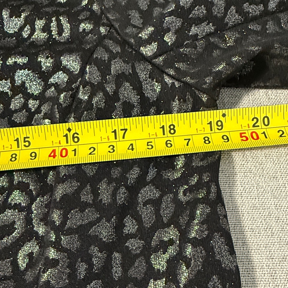 Bob Mackie Lurex Animal Patterned Zip front Jacket SZS. - Picture 7 of 14